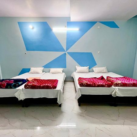 Trilok Residency - Dashashwamedh Bénarès Extérieur photo