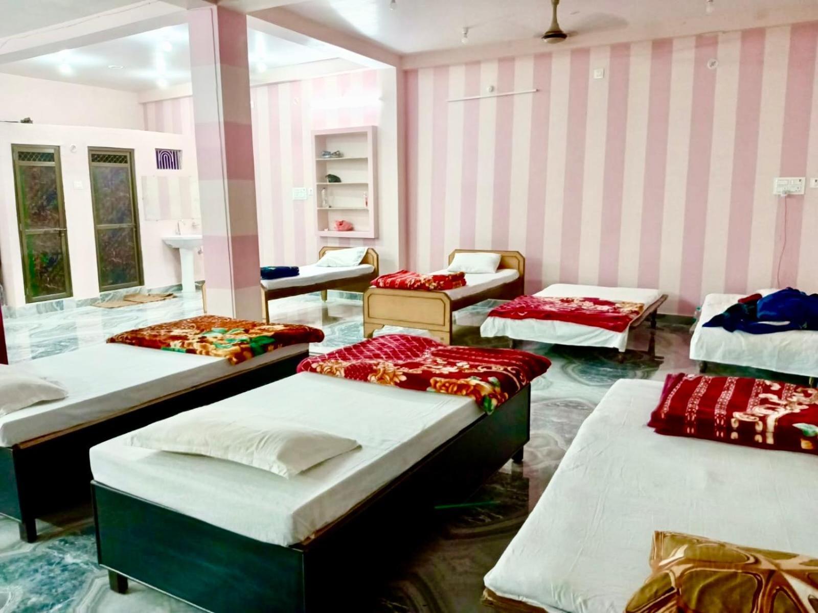 Trilok Residency - Dashashwamedh Bénarès Extérieur photo