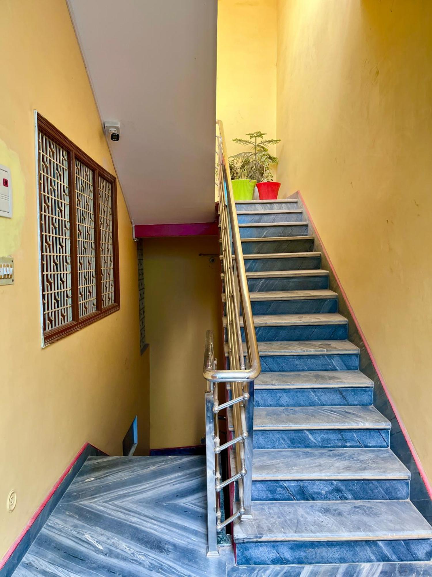 Trilok Residency - Dashashwamedh Bénarès Extérieur photo