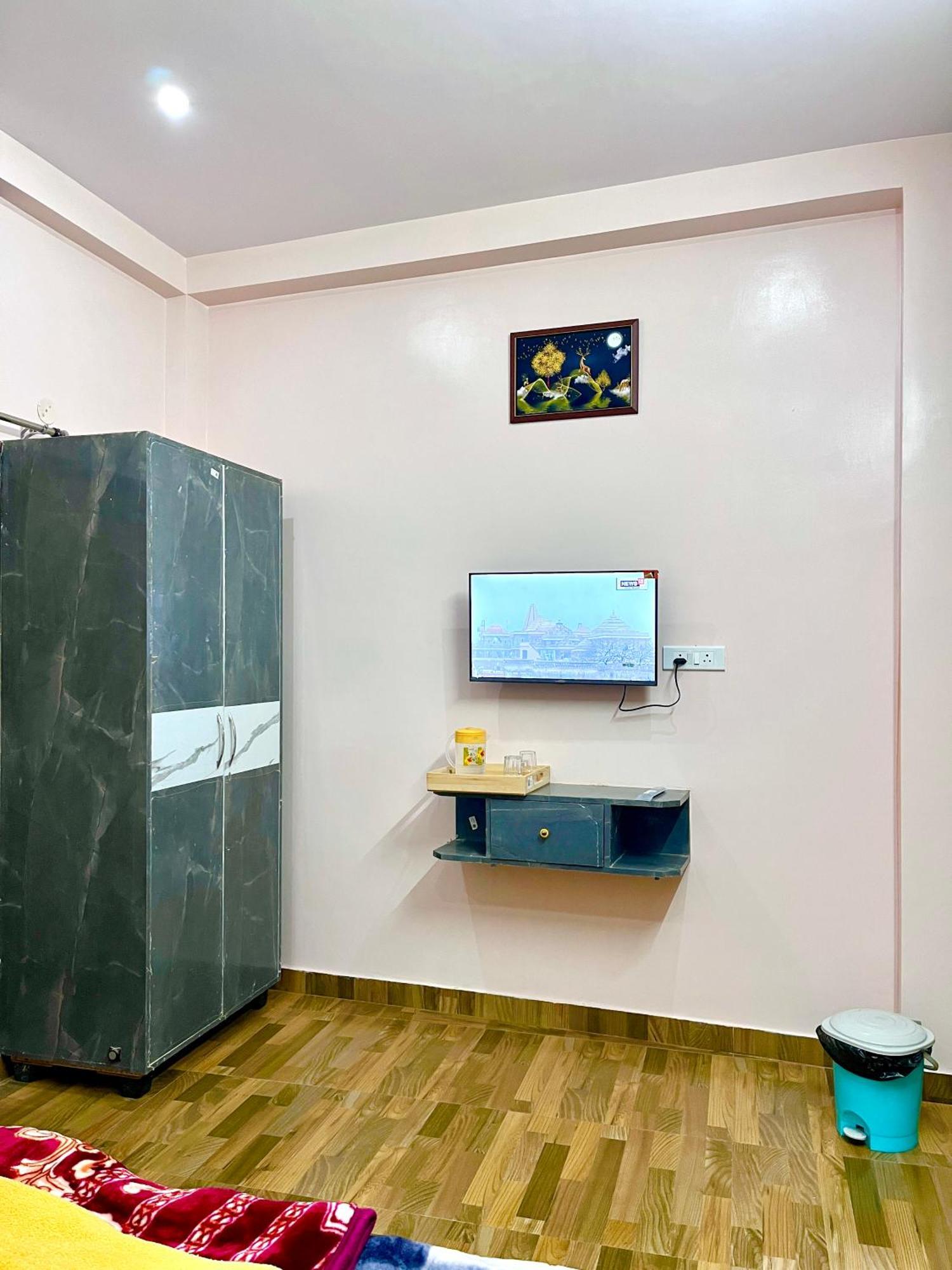 Trilok Residency - Dashashwamedh Bénarès Extérieur photo