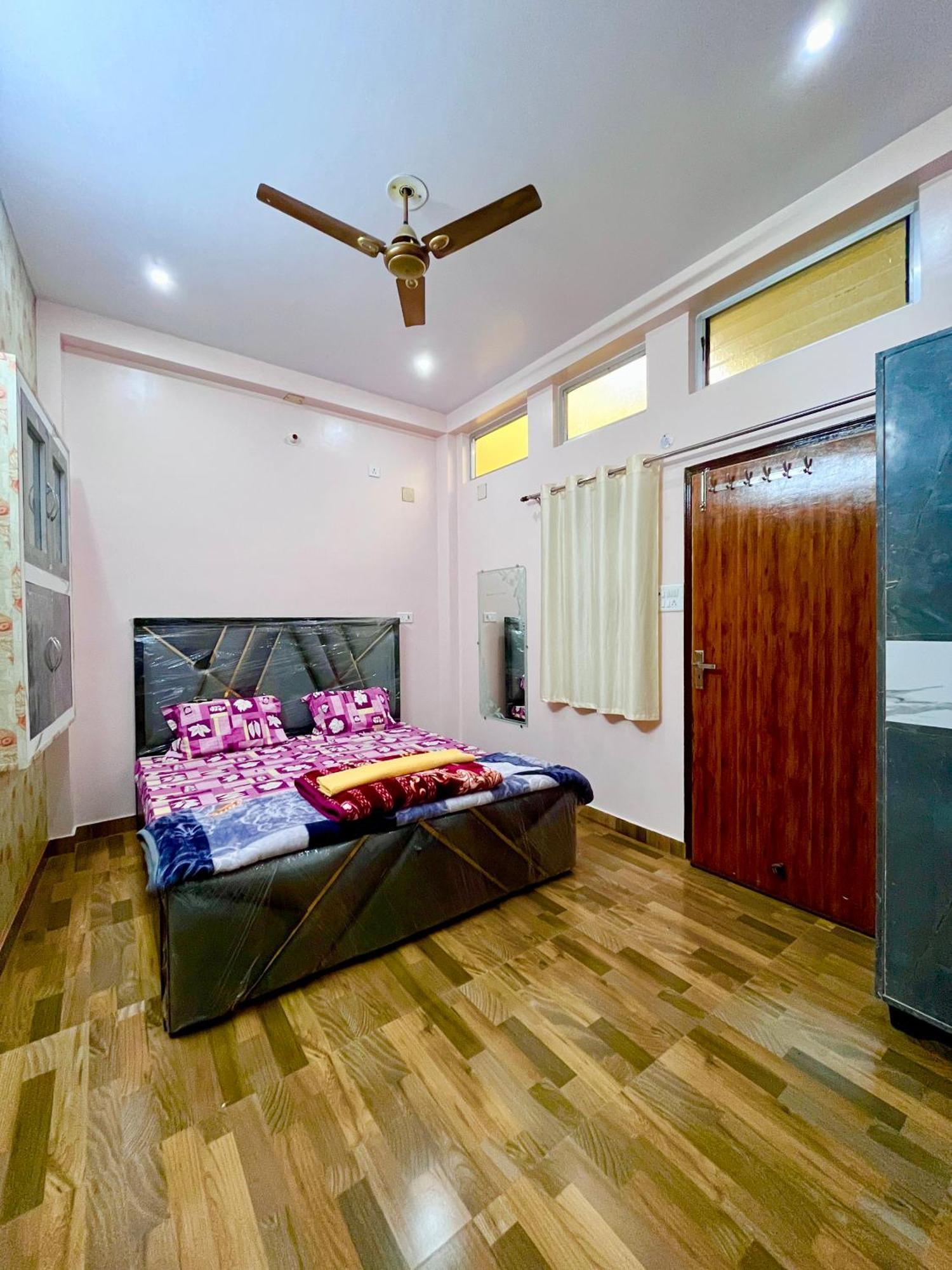 Trilok Residency - Dashashwamedh Bénarès Extérieur photo