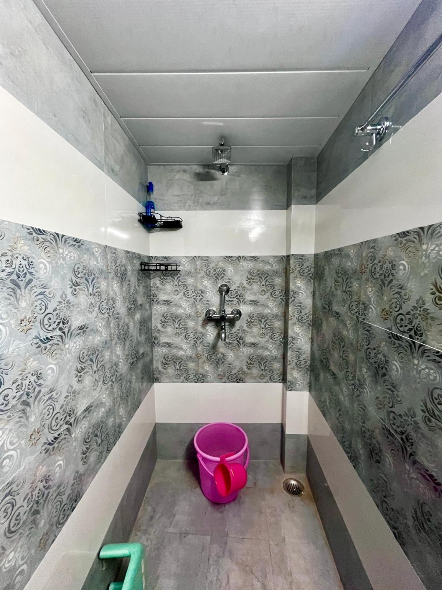 Trilok Residency - Dashashwamedh Bénarès Extérieur photo
