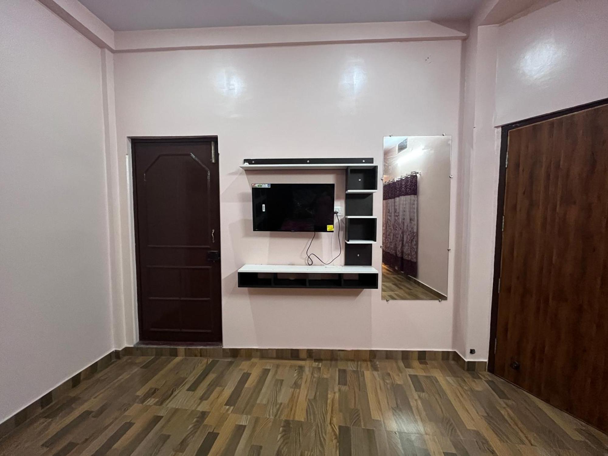 Trilok Residency - Dashashwamedh Bénarès Extérieur photo