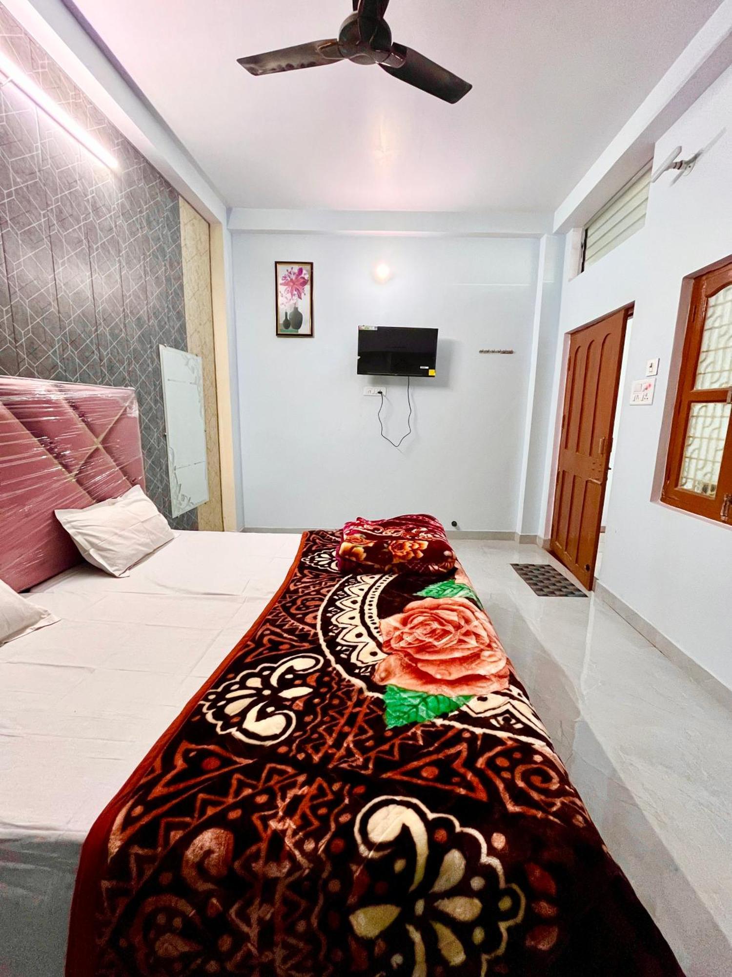 Trilok Residency - Dashashwamedh Bénarès Extérieur photo
